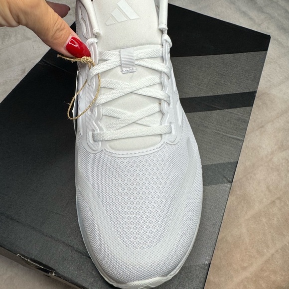 Adidas Men's Run Falcon 5 Cloudfoam White on White Running Shoes - Picture 4 of 5